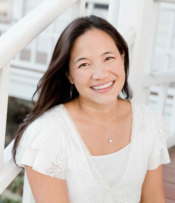 Author Joanna Ho
